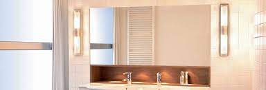 Ergänzen sie eine deckenleuchte oder ersetzen sie diese durch stimmig kombinierte wandleuchten im badezimmer.schaffen sie auf die weise eine gleichmäßige lichtverteilung im raum und realisieren sie ihre ganz eigenen vorstellungen von wohnlicher beleuchtung. Wandleuchten Furs Bad Ks Licht Onlineshop Leuchten Aus Essen