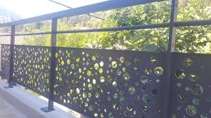 Garde Corps Design Alu Decoupe Laser Www Camellya Com Amenagement Exterieur Claustra Garde Corps