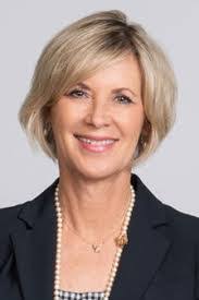 Andrea Lipson's Instagram, Twitter & Facebook