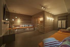 Die sauna die man zu hause einfach und kompakt aufstellen kann, wird von vielen menschen als interessant empfunden. Heimsauna Teka Saunabau Gmbh Ihre Sauna Manufaktur