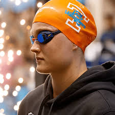 Meet the Volunteers Going for the Gold