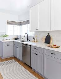 Comes with gray granite countertop and subway backsplash tile. Best 56 Modern Kitchen Subway Tile Backsplashes Engineered Quartz Dwell