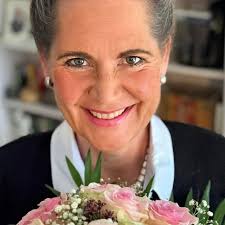 Ulrike Wölfel 🐺 (@ulrike_woelfel) • Instagram photos and videos