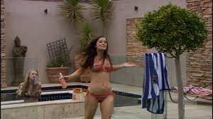 Alice darling nudity