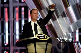 Who won the nascar sprint cup championship this year? Kevin Harvick Celebrates Season With 12 8 Million In Winnings The New York Times