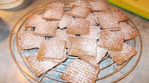 Zimtwaffeln Nach Uromas Art Rezept Frag Mutti Rezept Zimtwaffeln Zimt Waffeln Zimtwaffeleisen