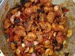 Anda hanya perlu menyediakan inti dan gorengkan sahaja. Resepi Masakan Cina