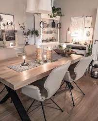 Retrouvez sur deco des dizaines d'idées de décoration pour la maison ! Beautiful Black And Gold Dining Room Design Ideas For Inspiration 27 Salleamangercocooning Deco Salle A Manger Inspiration Salle A Manger Idee Salle A Manger