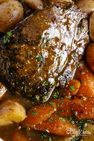 Slow Cooker Pot Roast In A Garlic Balsamic Sauce Perfect For An Easy Weekday Or Week Pot Roast Slow Cooker Slow Cooker Pot Roast Recipes Slow Cooker Roast Beef