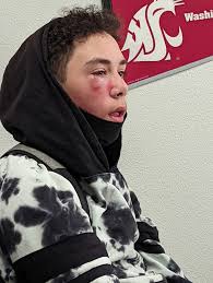 Its been a hard day 😞💔 So my son 4 in june is currently under diagnoses  for ASD, the older hes getting the more hes struggling daily. so today he  was lining