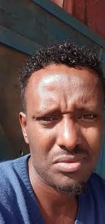 Waxaan booqasho iyo salaan ugu tagay Hogaamiye Abdirashid Yusuf Jibriil (  Abwaanka ) Dawladnimaa loo dhaqaaqay