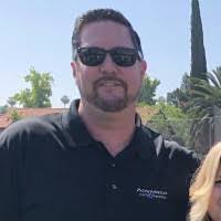 Travis Bates's Instagram, Twitter & Facebook