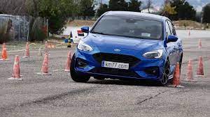 2018 Ford Focus Yol Tutus Testi Ford Focus Ford Otomobil