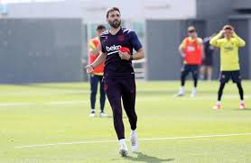 Jugador del @psg_inside twitter official. Eder Sarabia Preparing For Return To Duty