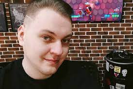 Хованский просил изменить ему меру пресечения на домашний арест. H2ld5cxscgp2am