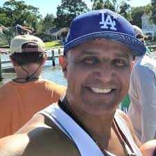 Robert Cadena (@RobertC28456360)