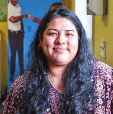 Dana Hackney's Instagram, Twitter & Facebook