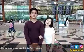 Moment romantis kaesang felicia, sekarang putus dan kaesang punya pacar meilia lau marah besar karena kaesang dan felicia putus,karena pihak ke tiga kabar putusnya hubungan kaesang. Kaesang Dikabarkan Punya Pacar Baru Meilia Lau Kecewa Janjimu Akan Menikah Dengan Anak Saya Jpnn Com