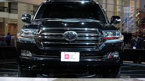 Always up to date, land cruiser employs a strong, solid structure, beguiling engine full time 4wd with transfer case (hi/low). Toyota Land Cruiser To Lose V8 Engines For Next Generation