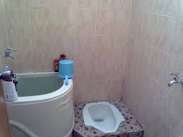 Cara mudah cat kamar desain geometri. Desain Kamar Mandi Biasa Rumah Joglo Limasan Work