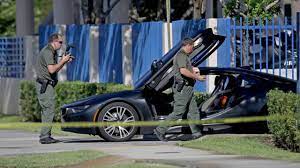 Xxxtentacion attends a funeral for his old self and fights his dead body in his 'sad!' music video xxxtentacion's team released the music video for his song sad! on thursday, june 28, just 10. Rapper Xxxtentacion Shot Killed In South Florida Miami Herald