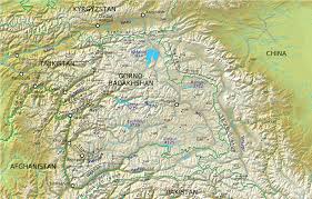 Wie heißt das gebirge, das die grenze zwischen europa und asien bildet? Pamir Gebirge Wikipedia