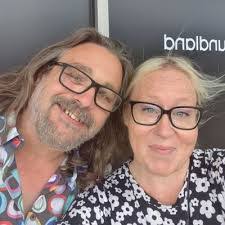 Victoria Hooker's Instagram, Twitter & Facebook