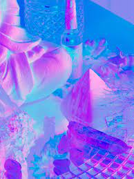 Dmt visuals commonly involve beings that users think might be aliens. This Artist Drew On His Experience With Psychedelic Drugs To Explore The Spiritual Side Of The Digital Sleek Magazine