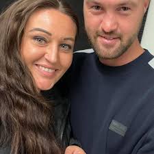 Hiya chaps if I'm putting in block edges as a border and it's 125 meter all  the way around how do I work out how many square meters of bricks I need