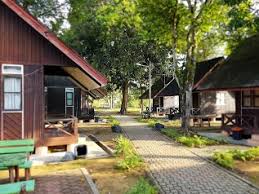 Fisherman museum is situated 360 metres north of bayu balau beach resort ( hotel ). Bayu Balau Beach Resort Chalet Nelayan Kampung Nelayan Tanjung Balau 81930 Benut Bandar Penawar Malaysia Accommodation Clevi Com