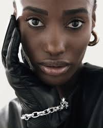 2022 FutureFaceGlobal Winner, Anna Campos ⭐️, in new E-commerce Project.  Represented By @bethmodelafrica🇳🇬 @girlmgmt🇫🇷 @twomanagement 🇪🇸 📸:  @nastyapudova #bethgirlsrock #angola #models #bethmodels ...