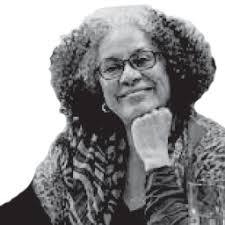 Miriam Roman's Instagram, Twitter & Facebook