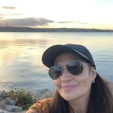 Laura contreras del valle