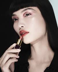 TOM FORD BEAUTY