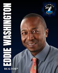 📣 Meet Drew Guzman— Realtor extraordinaire with Valley Heritage Realty!  With over a decade of experience in the industry, Drew has built his real  estate business