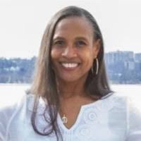 Desrine Brown's Instagram, Twitter & Facebook