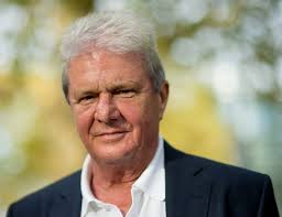 Davon ließen sich aber weder hopp noch das tübinger pharmaunternehmen entmutigen: Hopp Firma Curevac Sammelt Insgesamt 560 Millionen Euro Von Investoren Ein Update Wirtschaft Regional Rnz