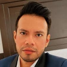 Karla Nava (@Karlita_Nava)