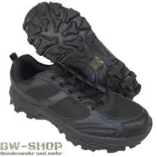 Sie sollen dir dabei helfen, dich in deinem leben entfalten zu können. Original Bundeswehr Sportschuhe Gelande Neues Modell Neu Bw