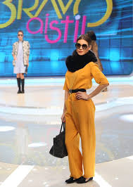 Alături de cele două a fost și tatăl concurentei beatrice, dar și un prieten bun. Cristina De La Bravo Ai Stil A Ajung ColegÄƒ Cu Teo Libertatea