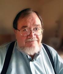 Robert Chris's Instagram, Twitter & Facebook