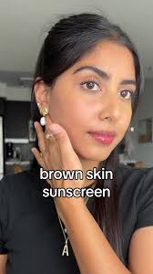 Iris Romero Bronze Glow