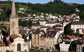 France Limousin You Should Also Pop In To See The Lace Making Ladies Of Tulle Down The Side Of The Cathedral France Tulle France Limousin