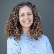 Arianna Sanders's Instagram, Twitter & Facebook