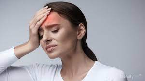 Yang dimaksud dengan sakit kepala klaster adalah serangan nyeri yang dirasakan pada salah satu bagian kepala dan terjadi di area sekitar mata. Ternyata Berbeda Ini Penyebab Sakit Kepala Sebelah Kanan Dan Kiri