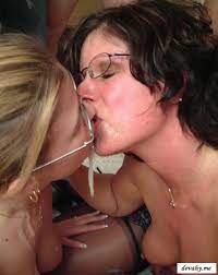 Mature lesbians cumming - emart.cl