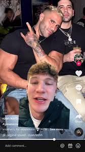 stitch with @roan kardashian #greenscreen