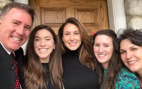 Loren allred is an american singer, songwriter, pianist and actress. Loren Allred Bio Diskografi Karrierepraestationer Og Nettovaerdi