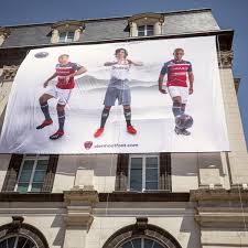 Sportive du football en direct, les résultats, les classements, les transferts de foot et les infos sur l'équipe de france de football. Presentation Du Maillot Du Clermont Foot 63 Mickaelmussard