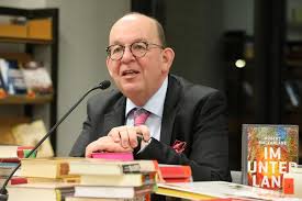 Denis Scheck: „Schecks Bestsellerbibel“, Mo, 17. Mär, 2025 um 19:00 Uhr